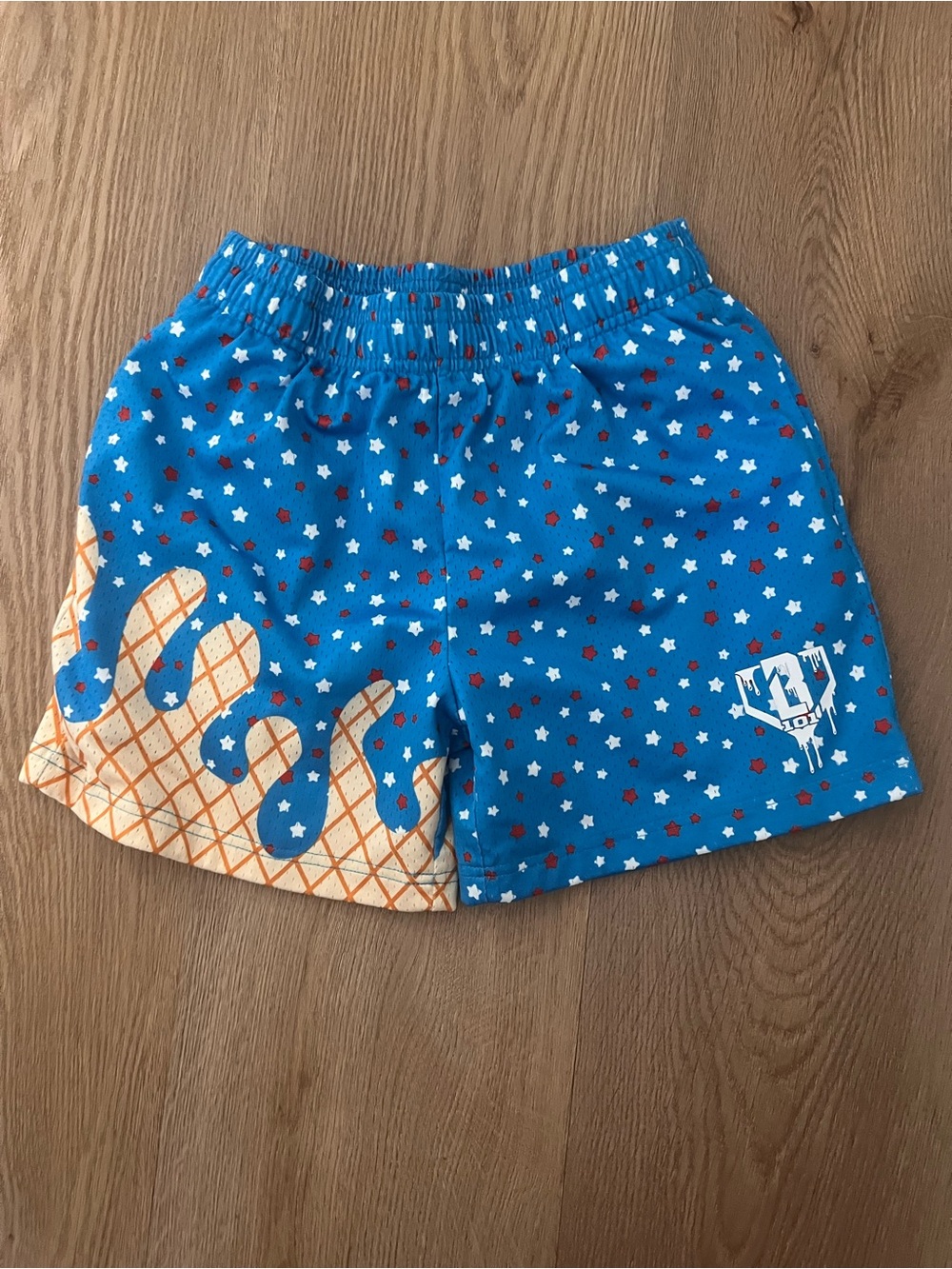 Baseball Lifestyle 101 youth shorts - ice cream with stars - Picture 2 of 6